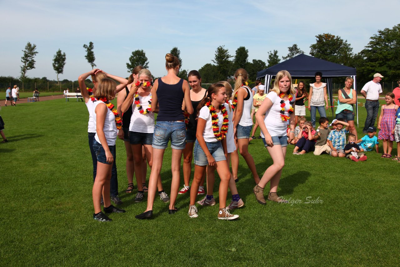 Bild 323 - Vogelschiessen am 18.8.12